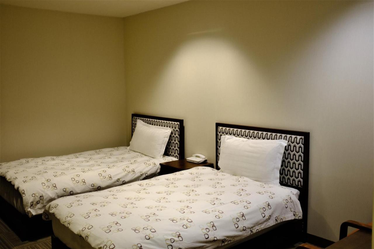 Harriway Onsen Hotel Хаконе Экстерьер фото