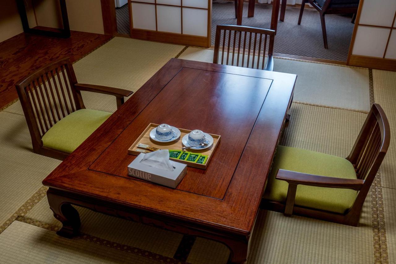 Harriway Onsen Hotel Хаконе Экстерьер фото