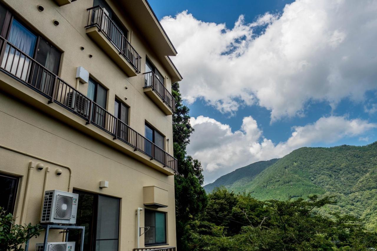 Harriway Onsen Hotel Хаконе Экстерьер фото