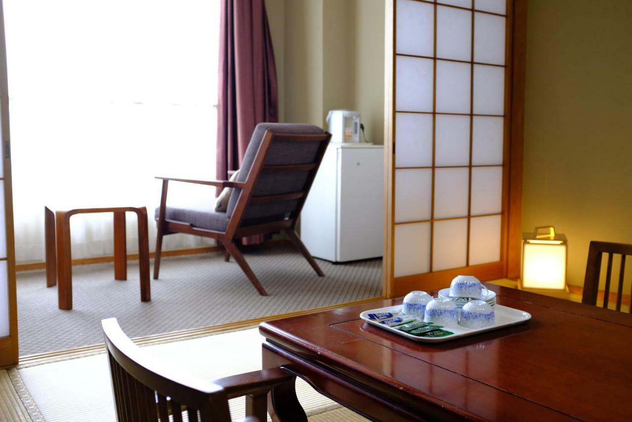 Harriway Onsen Hotel Хаконе Экстерьер фото