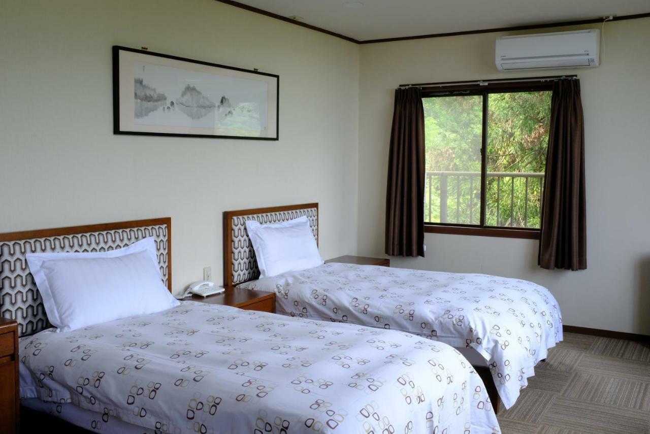 Harriway Onsen Hotel Хаконе Экстерьер фото