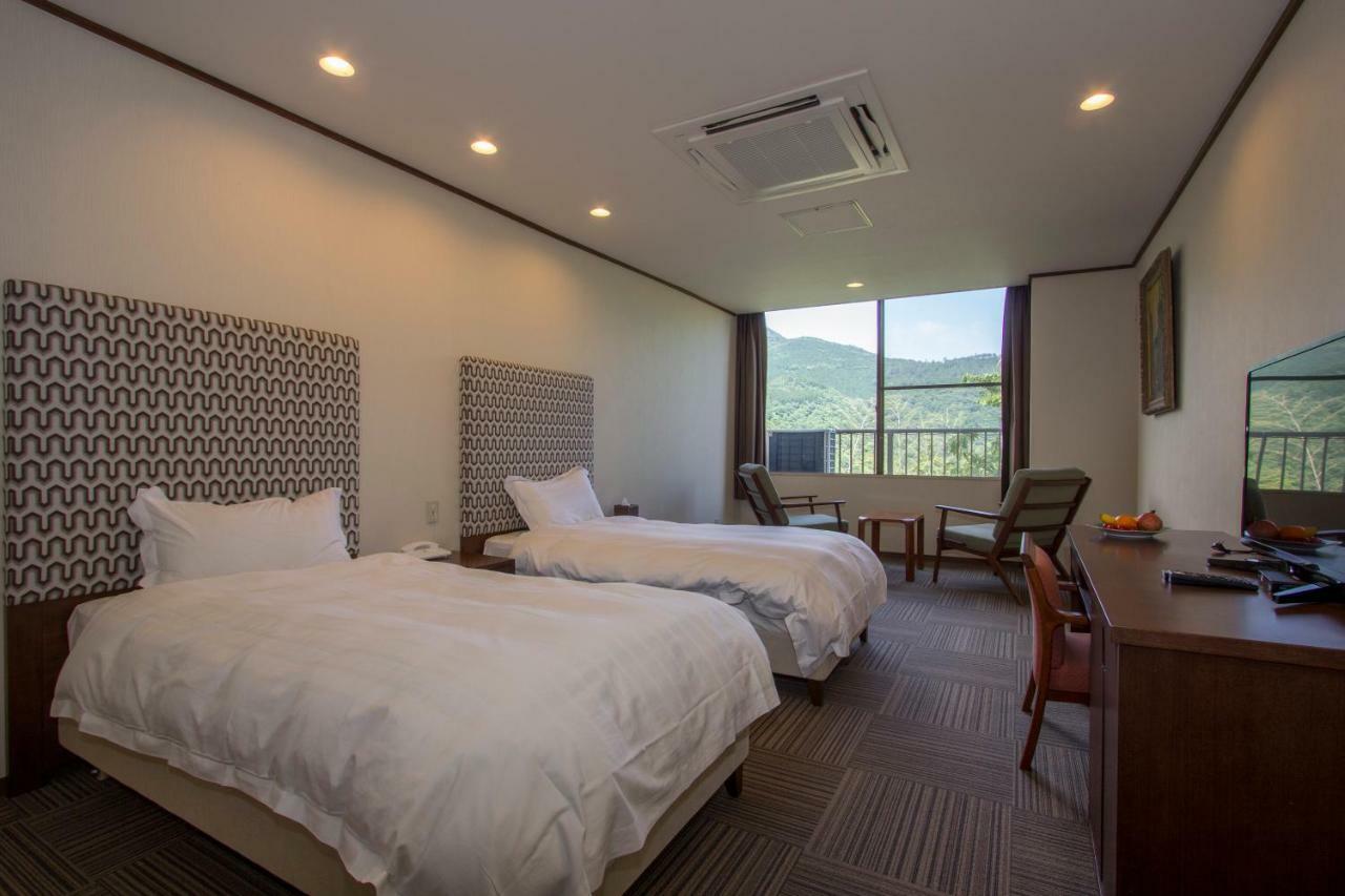 Harriway Onsen Hotel Хаконе Экстерьер фото