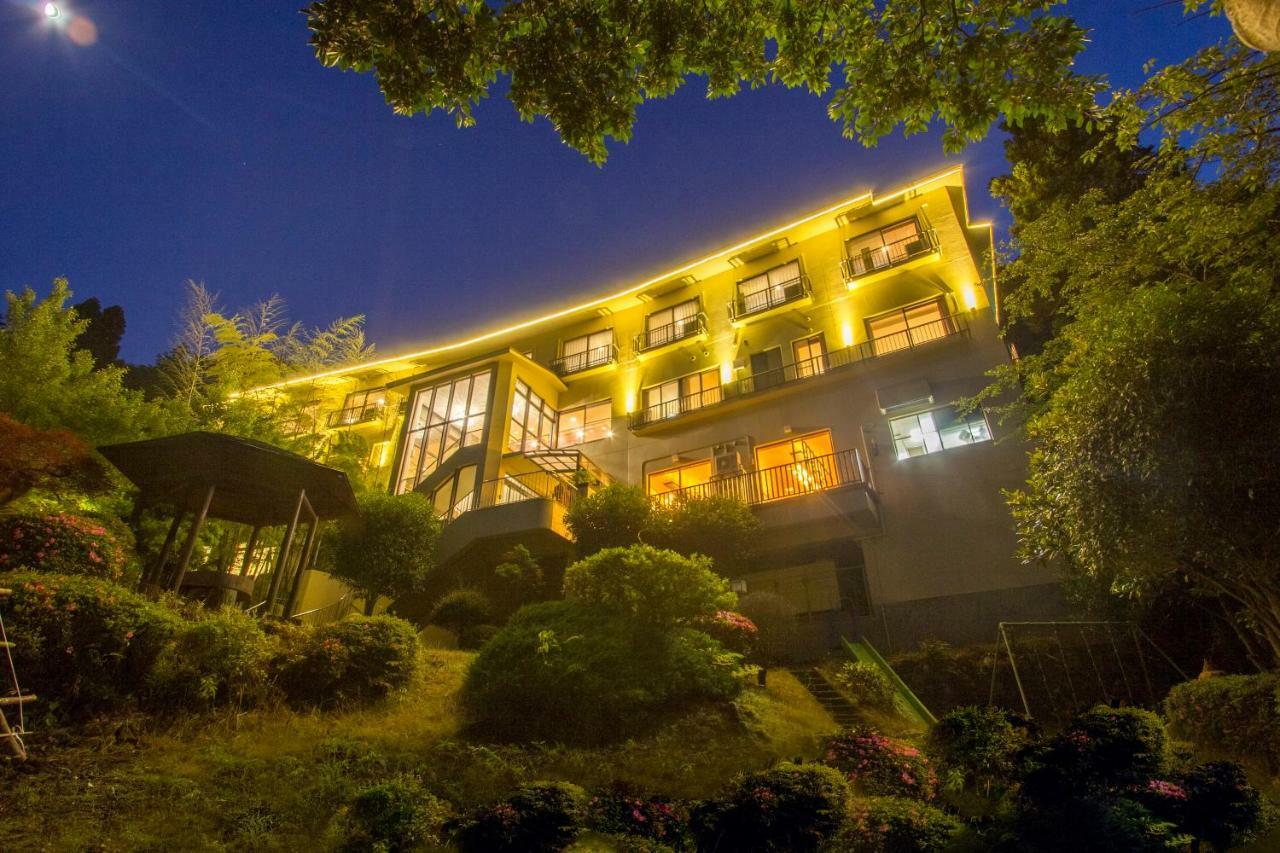Harriway Onsen Hotel Хаконе Экстерьер фото